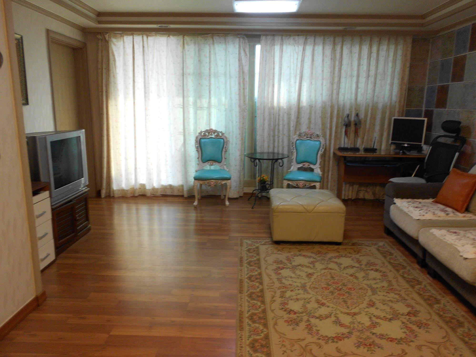 Elvis Bnb Incheon Luaran gambar